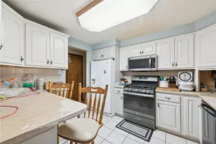 31 Willow Crossing Rd, Hempfield Township, PA 15601 - Photo 9