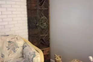 528 Longfellow St, Vandergrift, PA 15690 - Photo 9