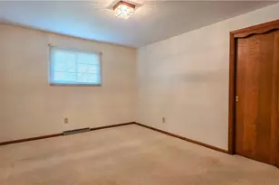 21 Stella St, Burgettstown Boro, PA 15021 - Photo 13