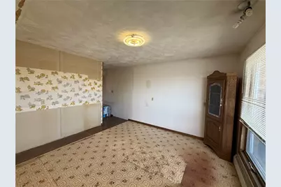 766 N Pike Rd, Jefferson Township, PA 16023 - Photo 9