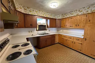 766 N Pike Rd, Jefferson Township, PA 16023 - Photo 5