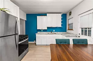 4315 Lydia St, Pittsburgh, PA 15207 - Photo 9