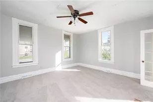 401 New Castle St, Butler, PA 16001 - Photo 9