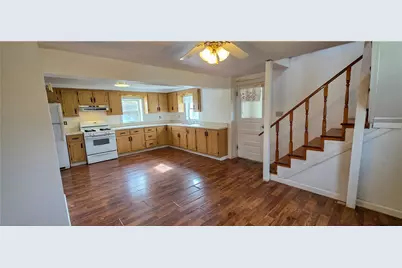 404 E Fourth Ave, Smith Township, PA 15054 - Photo 3