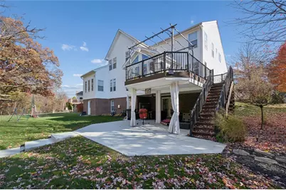 1005 Autumn Woods Dr, Moon-Crescent Township, PA 15108 - Photo 47