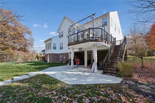 1005 Autumn Woods Dr, Moon-Crescent Township, PA 15108 - Photo 47