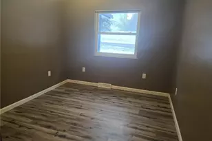 504 Queenstown Rd, Perry Township, PA 16041 - Photo 11