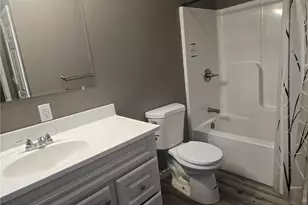 504 Queenstown Rd, Perry Township, PA 16041 - Photo 9