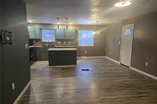 504 Queenstown Rd, Perry Township, PA 16041 - Photo 3