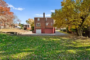 951 Rita Dr, Wilkins Township, PA 15221 - Photo 23