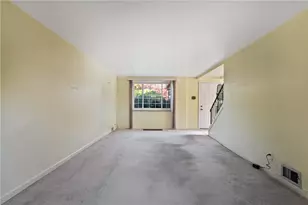 951 Rita Dr, Wilkins Township, PA 15221 - Photo 3