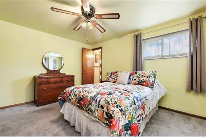 3999 Boulevard Dr, Pittsburgh, PA 15217 - Photo 23