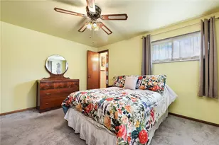 3999 Boulevard Dr, Pittsburgh, PA 15217 - Photo 23