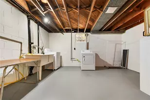 3999 Boulevard Dr, Pittsburgh, PA 15217 - Photo 35