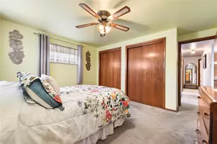 3999 Boulevard Dr, Pittsburgh, PA 15217 - Photo 21