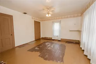 211 Old Mill Rd, Washington Township, PA 15613 - Photo 27