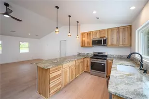 114 Wood St, North Beaver Township, PA 16102 - Photo 15