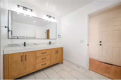 114 Wood St, North Beaver Township, PA 16102 - Photo 21