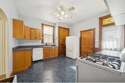 120 N 1st St, Jeannette, PA 15644 - Photo 9