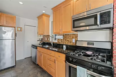 226 Fisk, Pittsburgh, PA 15201 - Photo 9