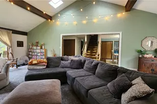 107 Spring Hollow Dr, Allegheny Township, PA 15613 - Photo 5