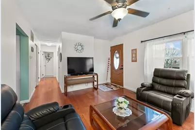 10721 Crestview Dr, North Huntingdon, PA 15642 - Photo 11