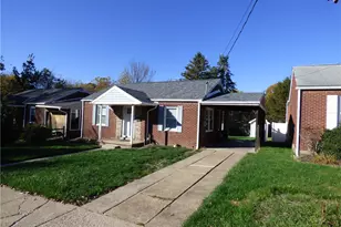 411 Oakwood Ave, Springdale Boro, PA 15144 - Photo 1