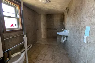 414 Middle Ave, Luzerne Township, PA 15413 - Photo 13