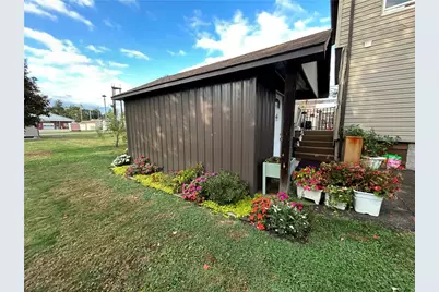 29 W Elm St, Center Township-Homer City, PA 15748 - Photo 3