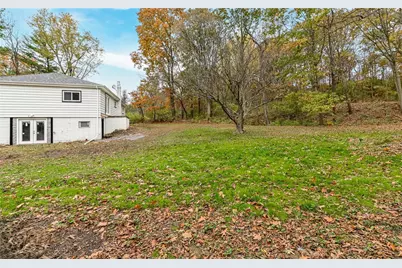 157 Clever Rd, Kennedy Township, PA 15136 - Photo 5