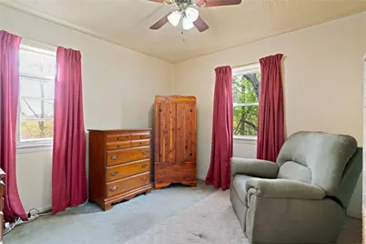 3172 Churchview Ave, Pittsburgh, PA 15227 - Photo 15