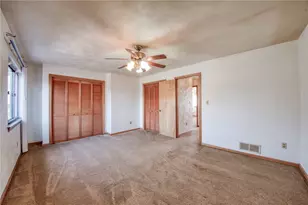 406 Ridge Ave, East Pittsburgh, PA 15112 - Photo 17