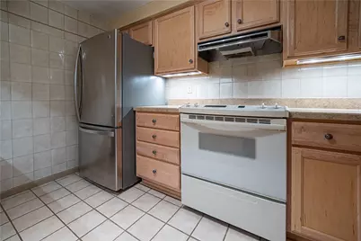 2284 Crestview Rd, Banksville/Westwood, PA 15216 - Photo 7