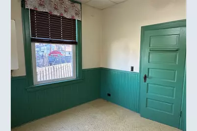 501 E 1st Ave, Derry Boro, PA 15627 - Photo 15