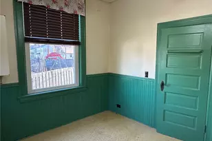 501 E 1st Ave, Derry Boro, PA 15627 - Photo 15