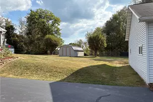 139 Maple Dr, Kiskiminetas Township, PA 15686 - Photo 33