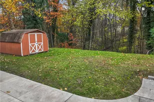 104 Allison Dr, Brighton Township, PA 15009 - Photo 7