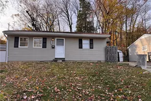 279 Fleming Way, Sharon, PA 16146 - Photo 1