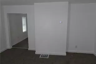 42 Oak St, Manor, PA 15665 - Photo 17