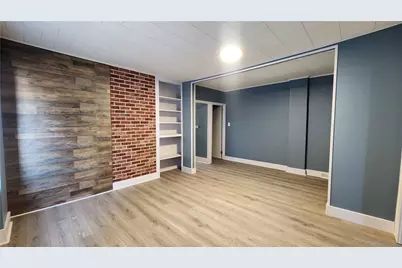 410 Longfellow Street, Vandergrift, PA 15690 - Photo 7