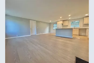 1285 Old Pulaski Rd, Neshannock Township, PA 16105 - Photo 3