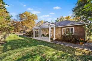 101 Buckingham Rd, Pittsburgh, PA 15215 - Photo 1