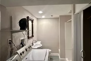 308 Golden Gate Dr, Pittsburgh, PA 15147 - Photo 17