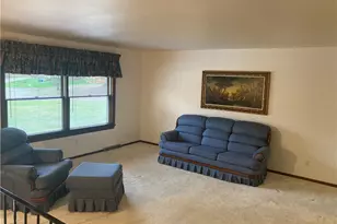 4124 Lee Manor Dr, Hampton, PA 15101 - Photo 7
