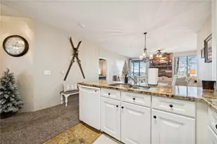 5023 Summit View Ct, Hidden Valley, PA 15502 - Photo 9