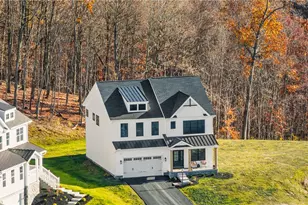 2041 Field Stone Dr, South Fayette, PA 15057 - Photo 21