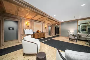 5715 Beacon St, Pittsburgh, PA 15217 - Photo 3