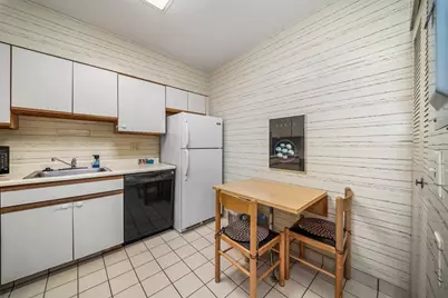 5715 Beacon Street #108, Pittsburgh, PA 15217 - Photo 11