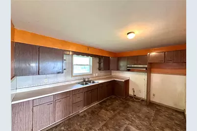 3406 New Castle Rd, West Middlesex Boro, PA 16159 - Photo 7