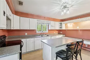 625 Rich Dr, Hickory Township, PA 16101 - Photo 5